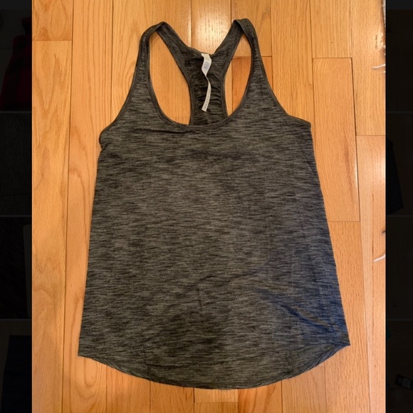 lululemon athletica Tops - NEW W/ TAGS LULULEMON GREY TANK - 8